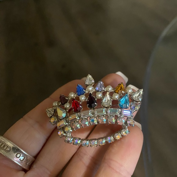 VTG B. David Silver Tone Rhinestone & Faux Pearl Family Crown BROOCH - Picture 4 of 7